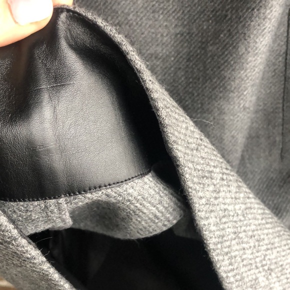 AKRIS PUNTO Gray Wool Dress with pockets & faux leather trim - Picture 4 of 10